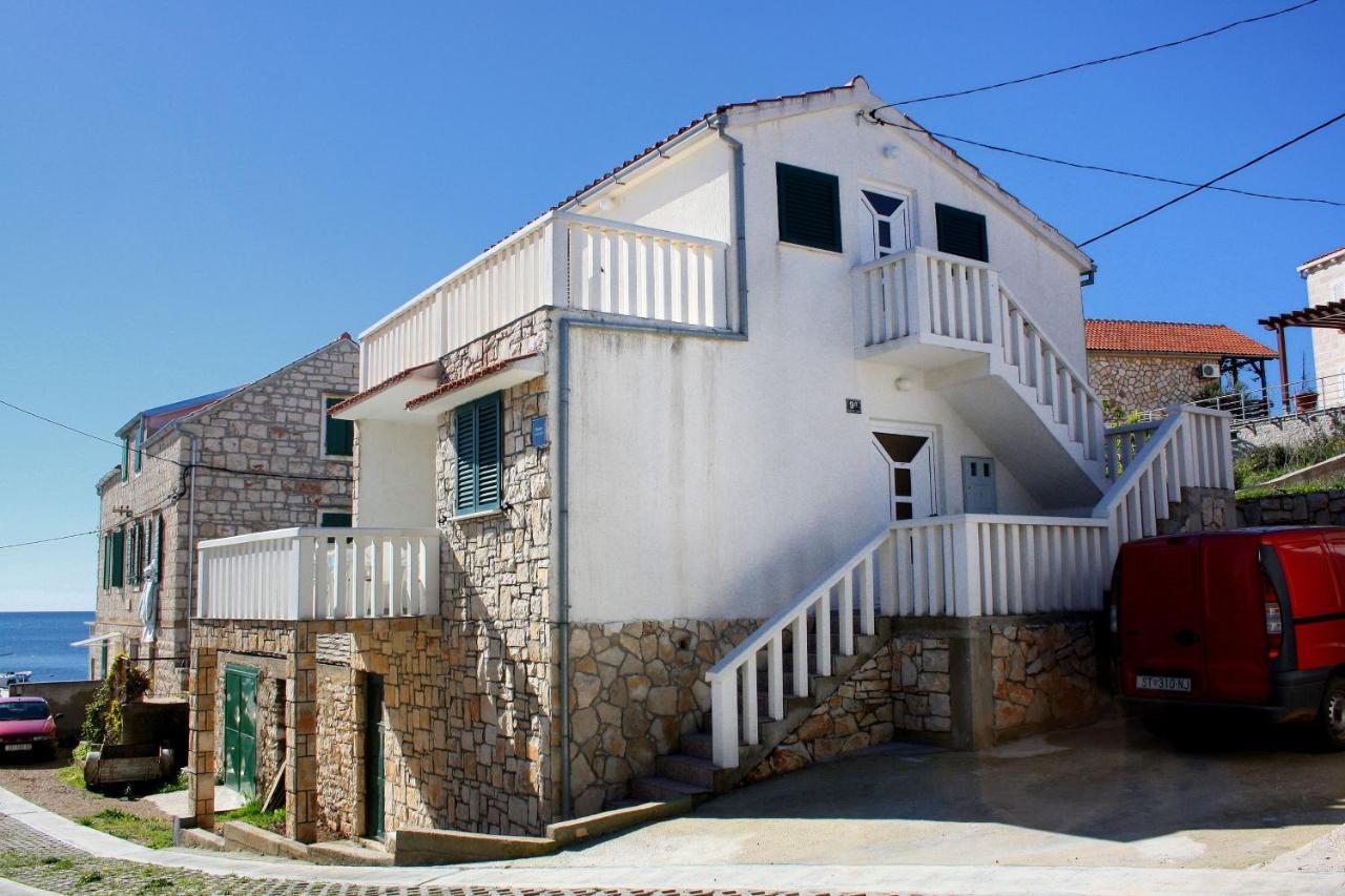 Apartments By The Sea Rukavac, Vis - 2478 Рукавац Экстерьер фото